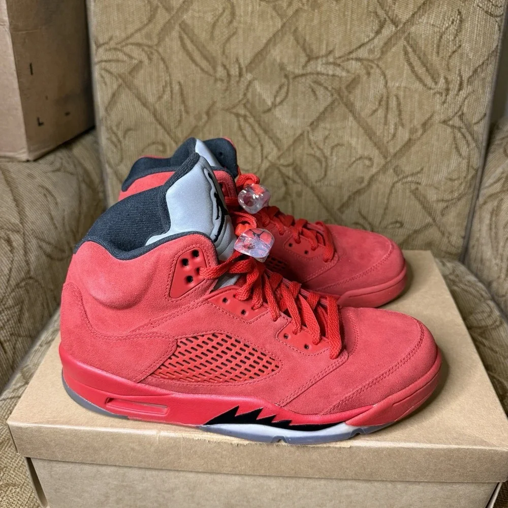 Jordan 5 Retro Red Suede University Red Black 136027-602 Men's Size 9 Sneakers